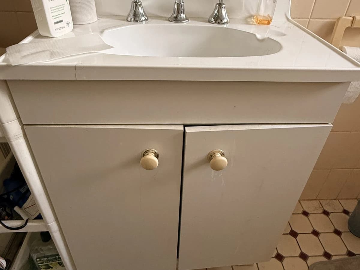 Bathroom vanity and floor tiles
